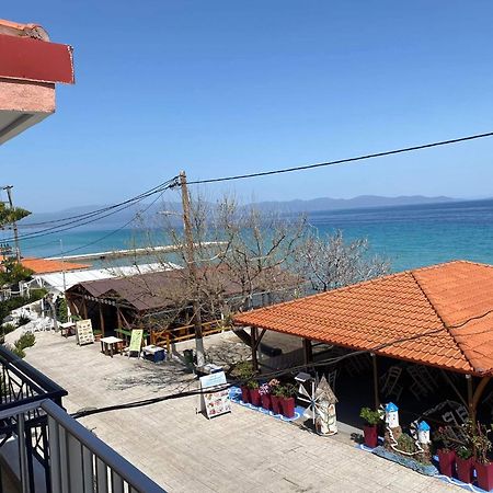 Diolkos Apartement Nea Roda Camera foto