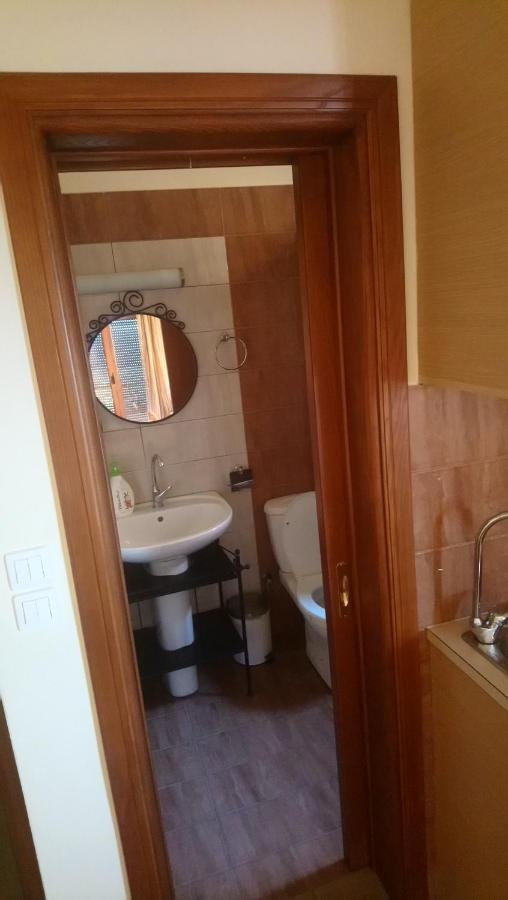 Diolkos Apartement Nea Roda Esterno foto