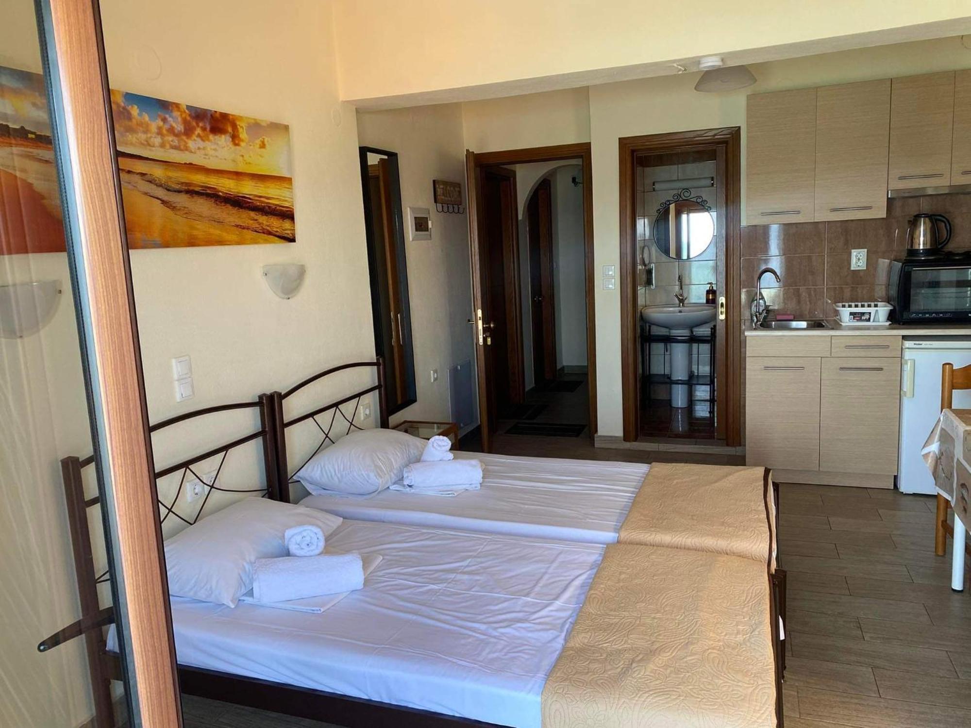 Diolkos Apartement Nea Roda Camera foto
