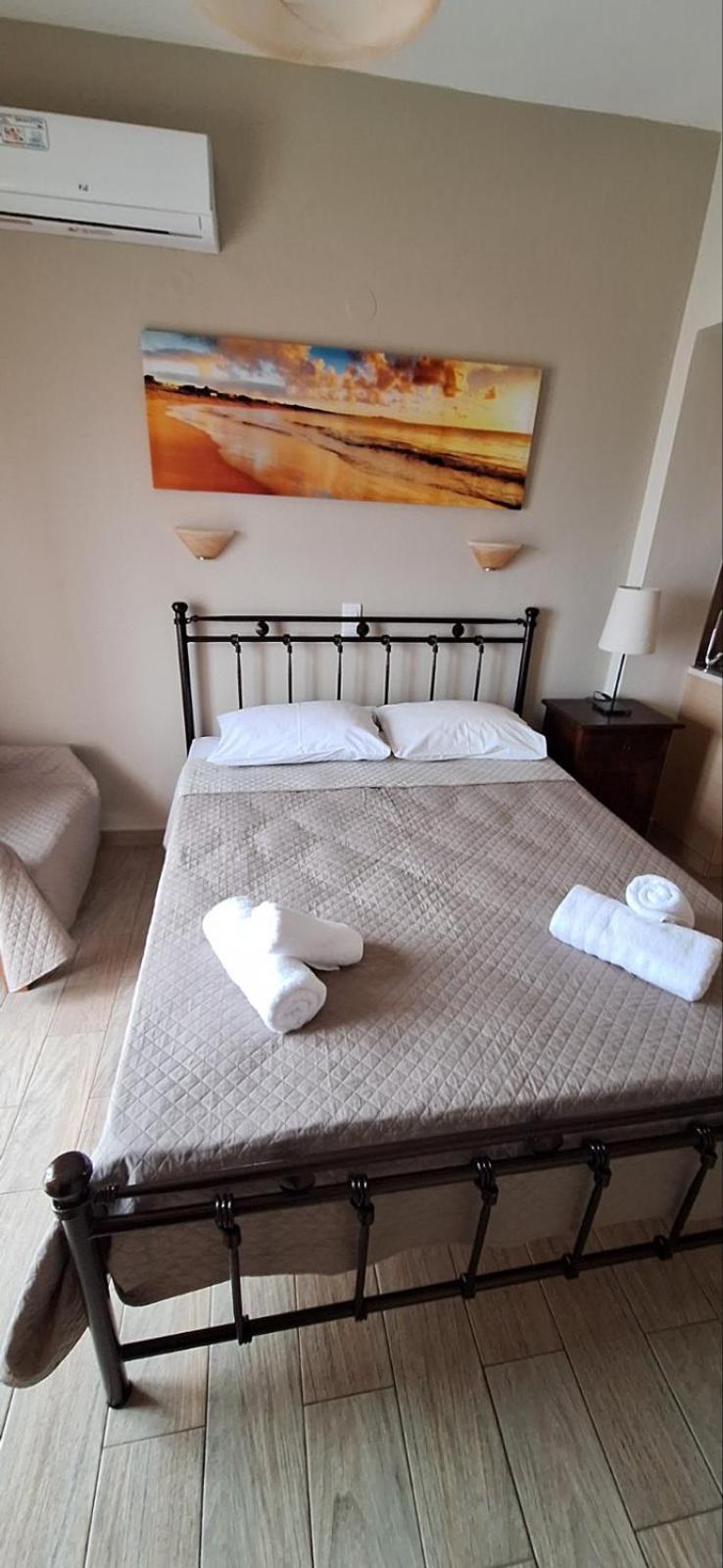 Diolkos Apartement Nea Roda Camera foto
